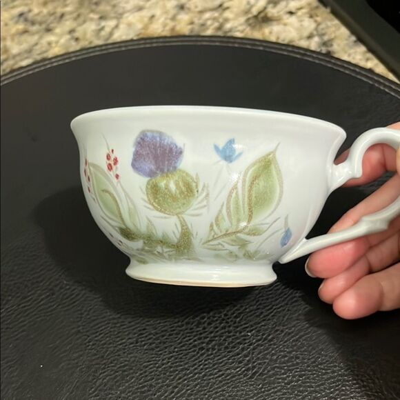 Buchan Scotch Thistle Coffee cup Floral Patterned Teacup Rare VINTAGE - Picture 3 of 4